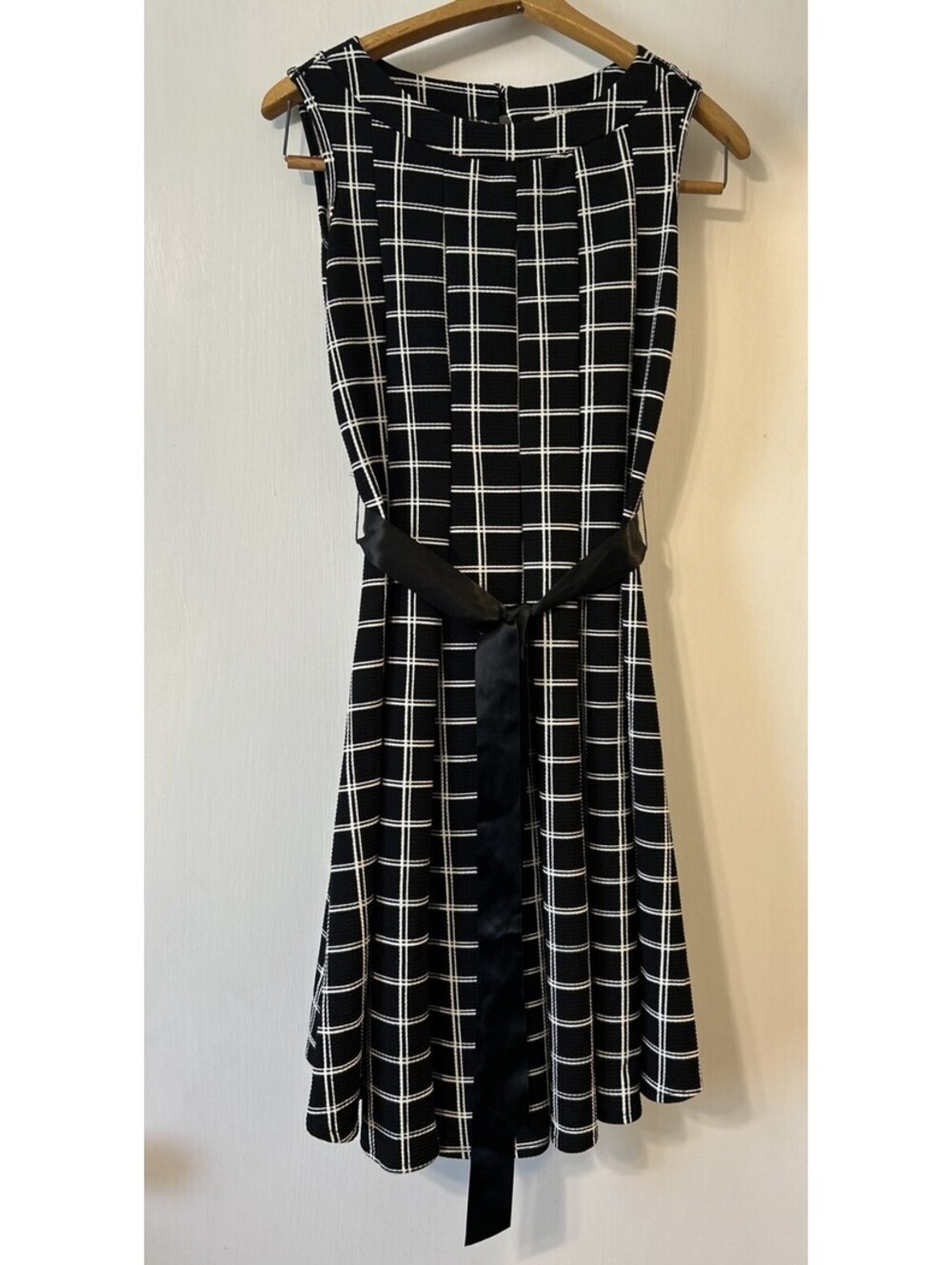 Haani Petite Small Black and White Check midi dress classic classy